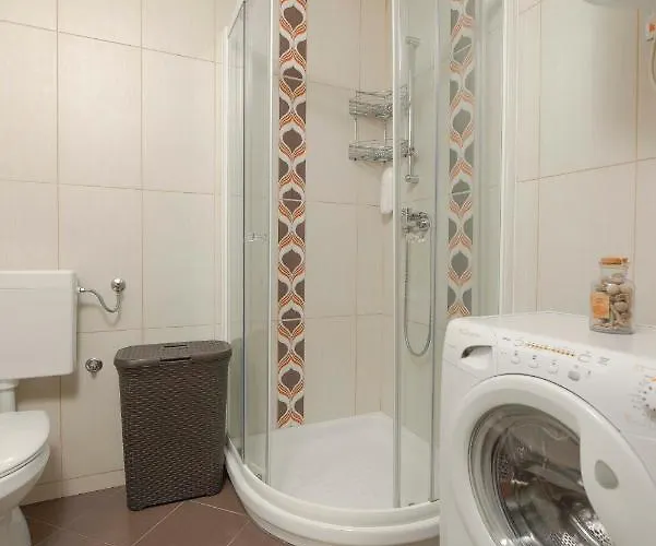 里克利布莱德公寓 公寓 *